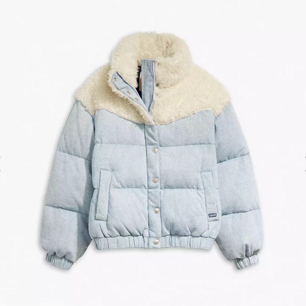 Levi’s JUNO WESTERN PUFFER JACKET retail 259 sold out everywhere